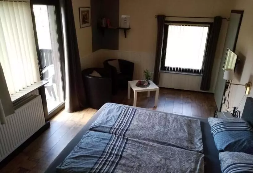 בית מלון כפרי Pension Hubertus