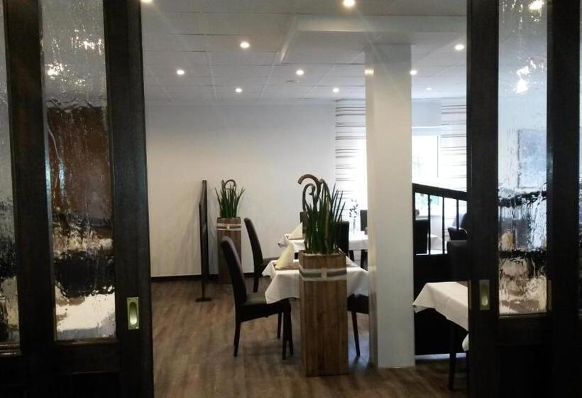 فندق Restaurant Zum Wacholderhain