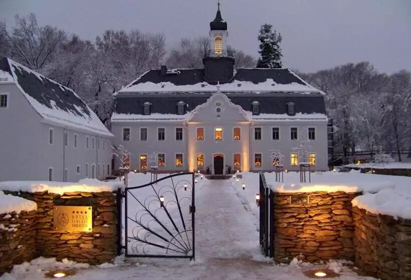 هتل Schloss Rabenstein