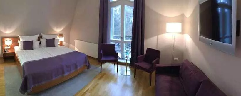 هتل Schloss Rabenstein