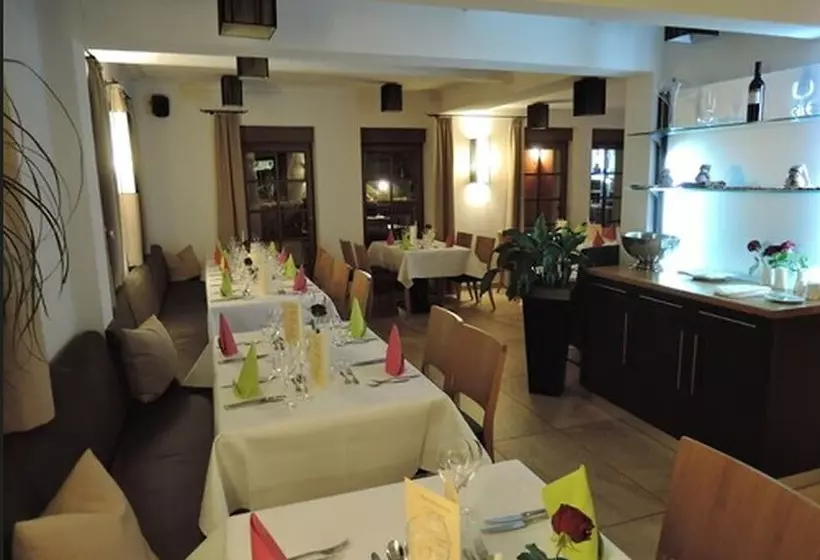 Sinzingers Krone Hotel Und Restaurant