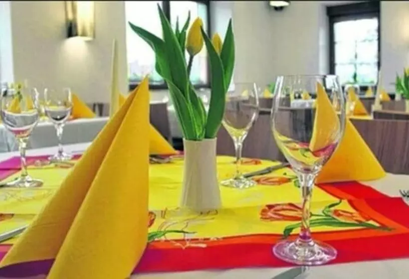 Sinzingers Krone Hotel Und Restaurant