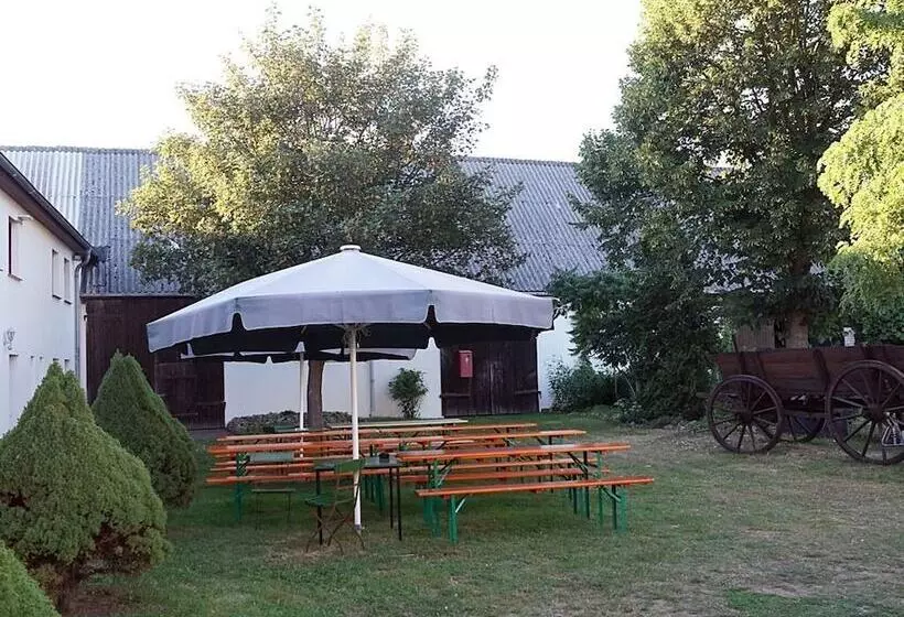 Hotel Restaurant Und Pension Zur Wildgans