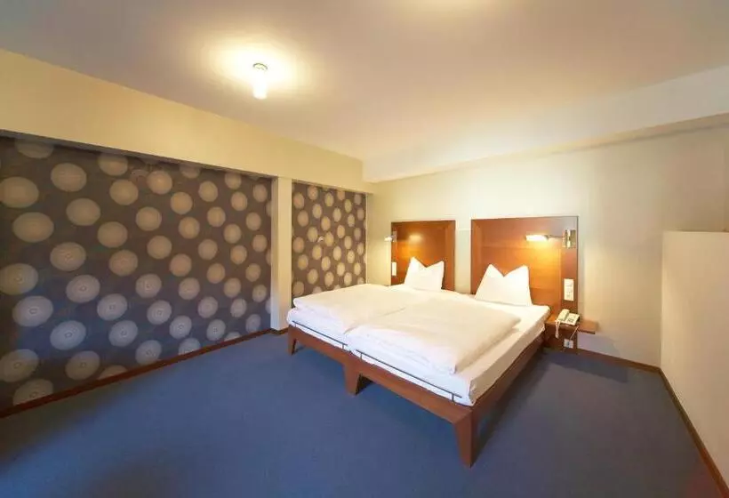 Landhotel Zum Schwanen Mit Restaurant Mona Liza