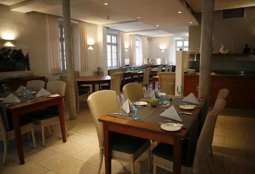 Landhotel Zum Schwanen Mit Restaurant Mona Liza