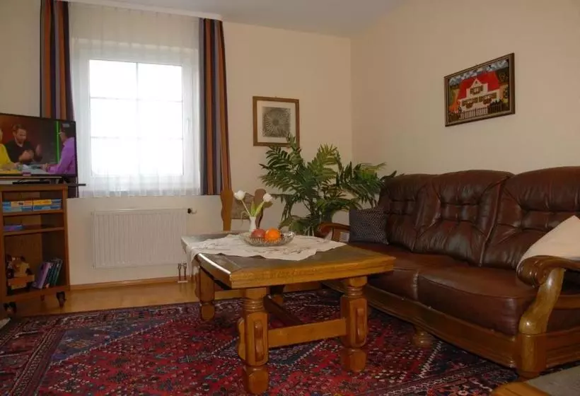 펜션 Garni Grottental