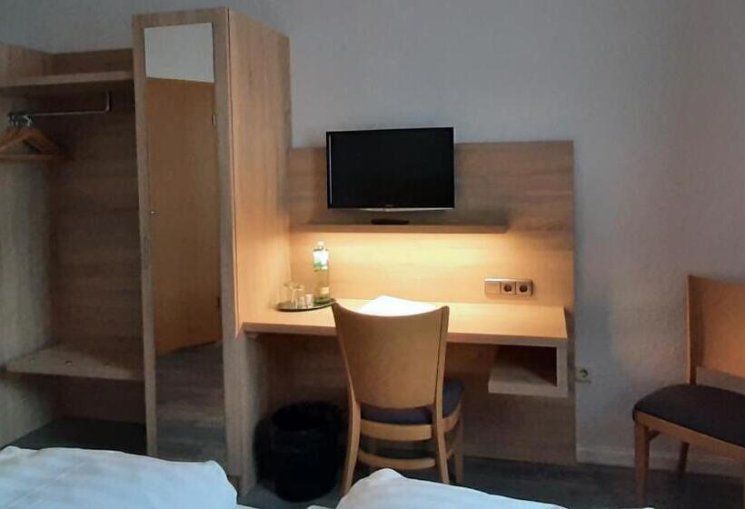 بنسيون Landgasthof Zur Scharfen Ecke