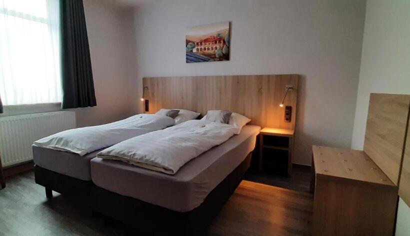 بنسيون Landgasthof Zur Scharfen Ecke