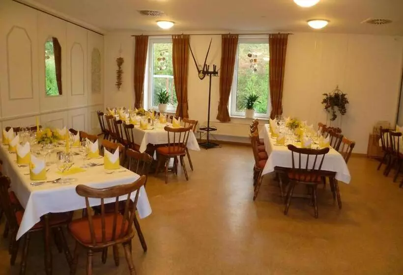 ペンション Landgasthof Zur Scharfen Ecke