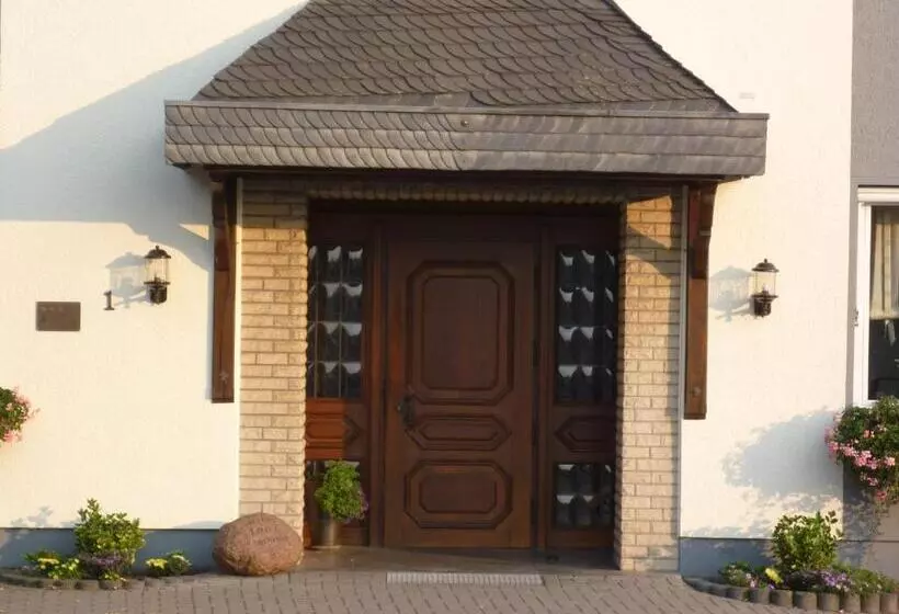 ペンション Landgasthof Zur Scharfen Ecke