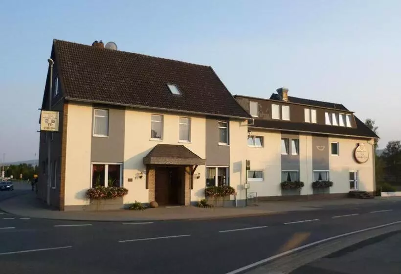 ペンション Landgasthof Zur Scharfen Ecke