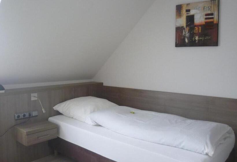 بنسيون Landgasthof Zur Scharfen Ecke