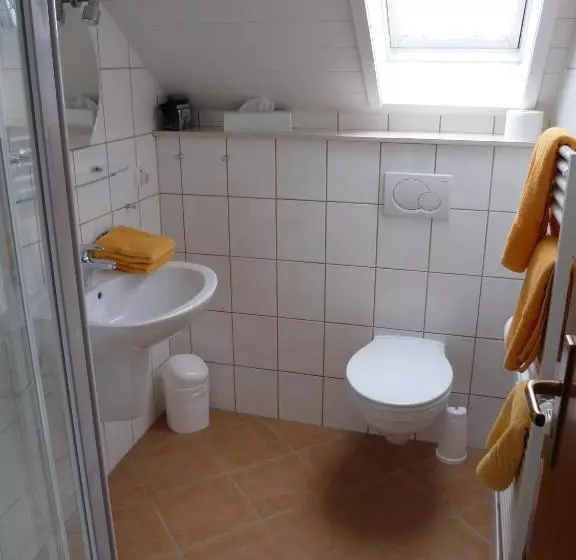 ペンション Landgasthof Zur Scharfen Ecke