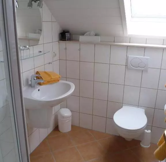 ペンション Landgasthof Zur Scharfen Ecke