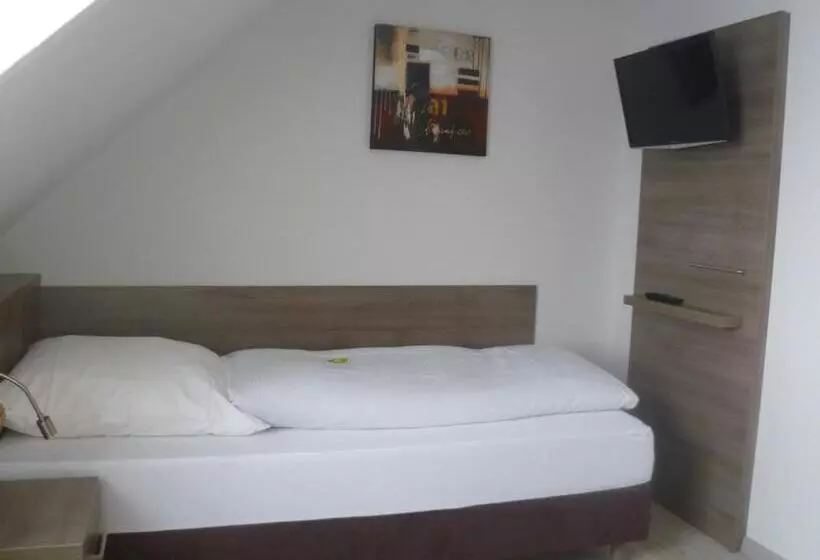 ペンション Landgasthof Zur Scharfen Ecke