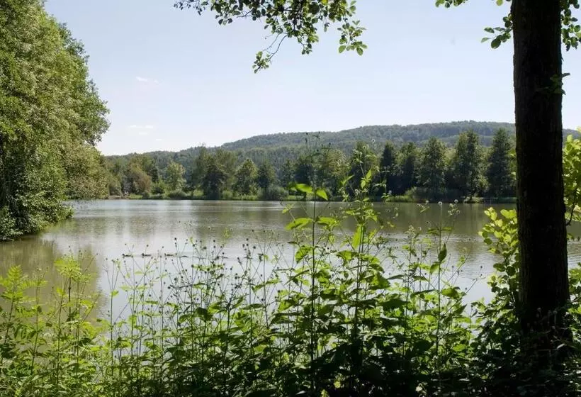 펜션 Landidyll Hotel Lamm