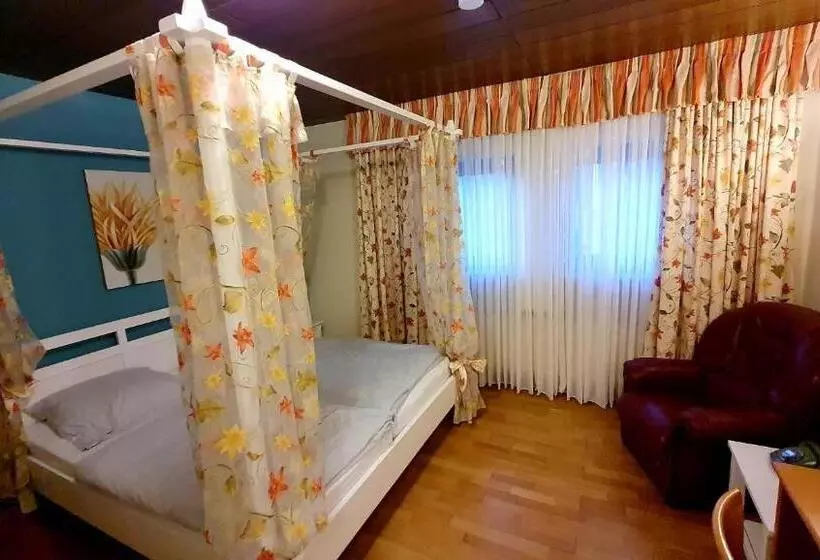 膳宿费 Willmeroth Windeck