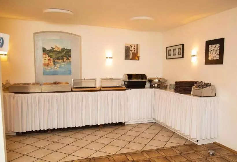 膳宿费 Willmeroth Windeck