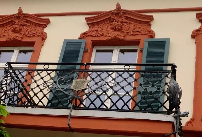 Romantik Hotel Villa Sayn