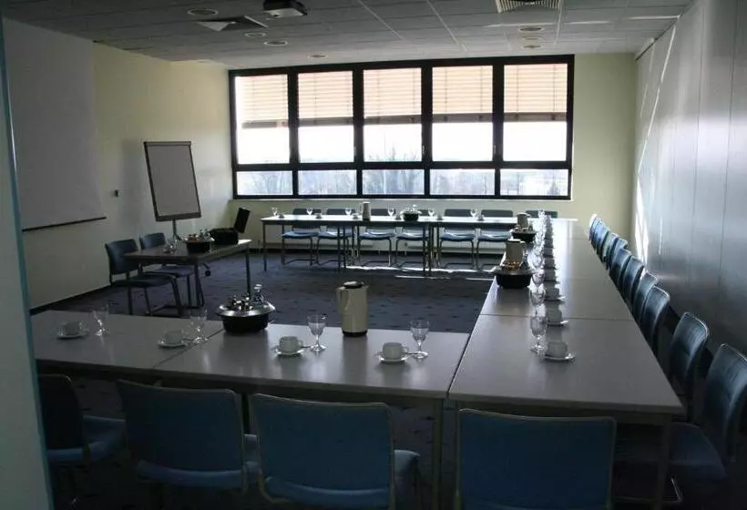 Rtb Hotel   Sportschule