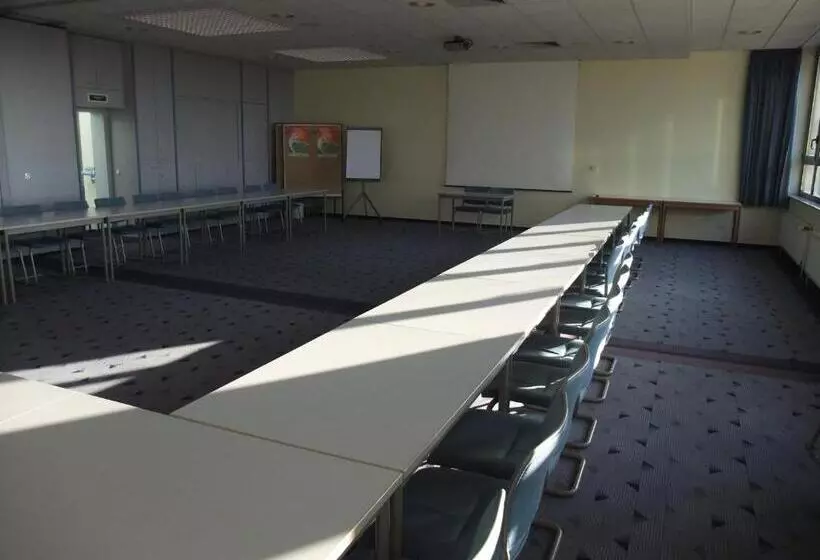 Rtb Hotel   Sportschule