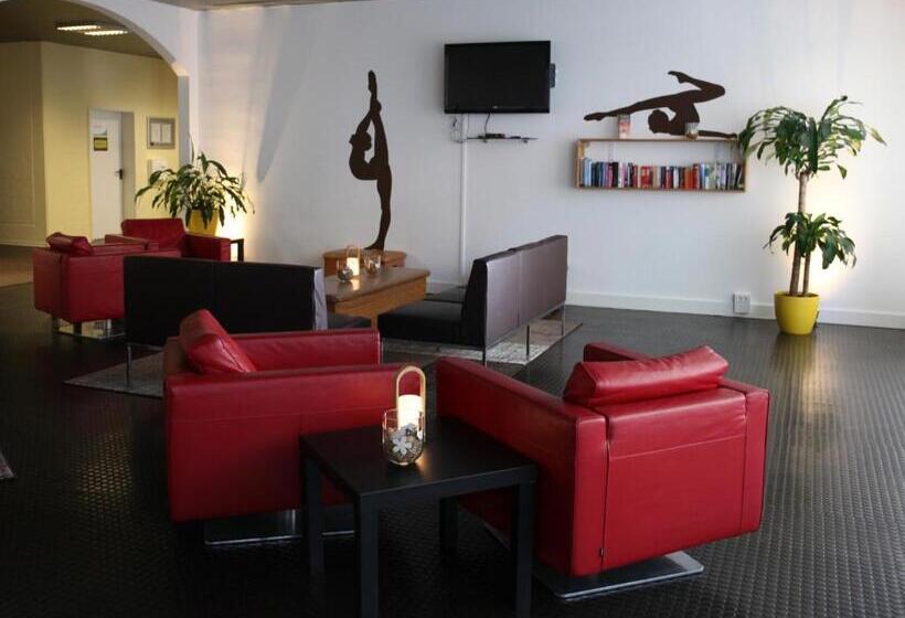 Rtb Hotel   Sportschule