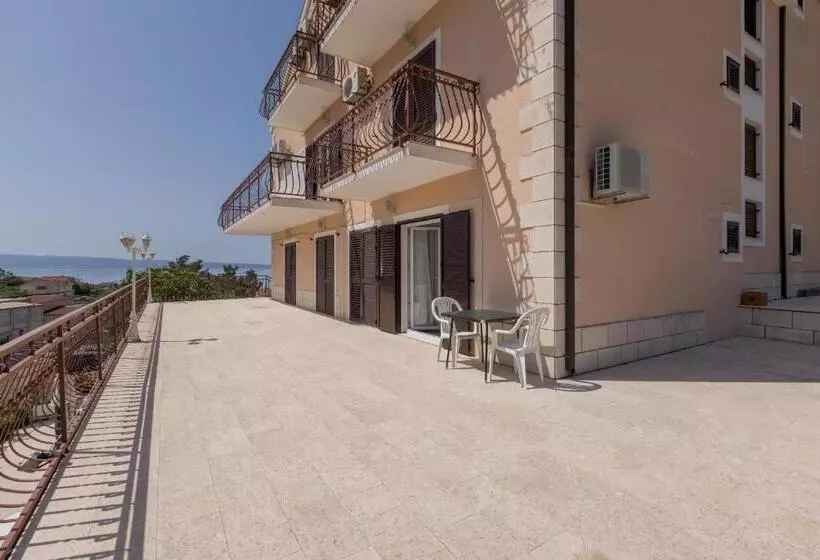 Bed & Breakfast Senator