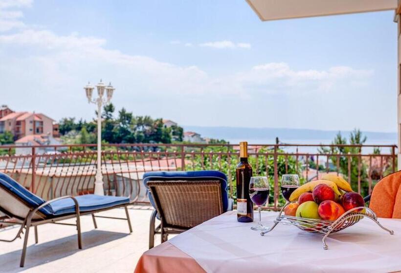 Bed & Breakfast Senator