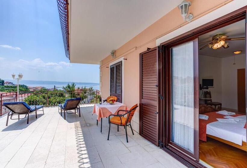 Bed & Breakfast Senator