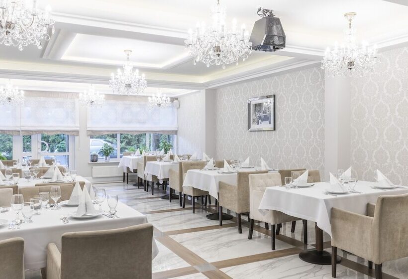 酒店 Bursztyn   Bernstein Spa & Wellness