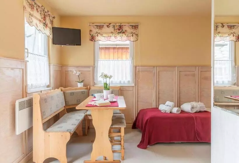 Отель Bursztyn Bernstein Spa & Wellness