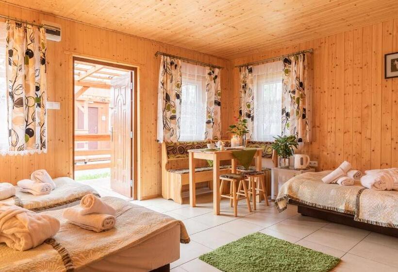 酒店 Bursztyn   Bernstein Spa & Wellness