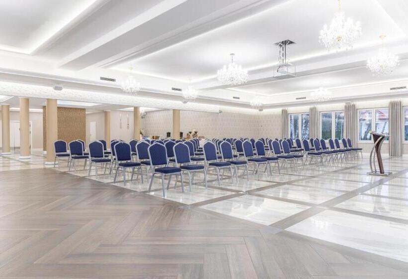 酒店 Bursztyn   Bernstein Spa & Wellness