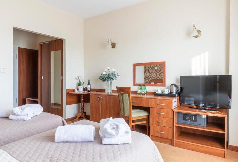 酒店 Bursztyn   Bernstein Spa & Wellness