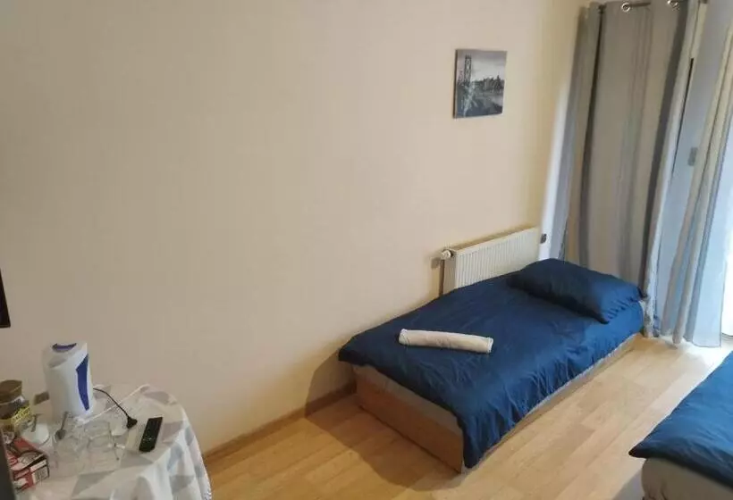 酒店 Ceramika Bolesławiec Pensjonat