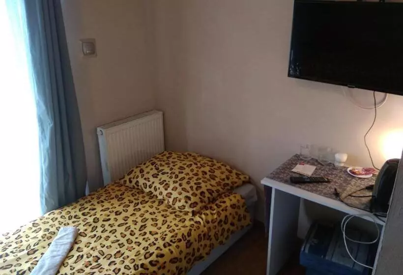 酒店 Ceramika Bolesławiec Pensjonat