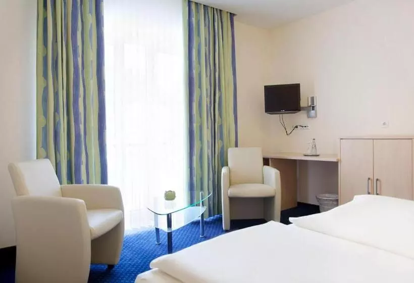 בית מלון כפרי City