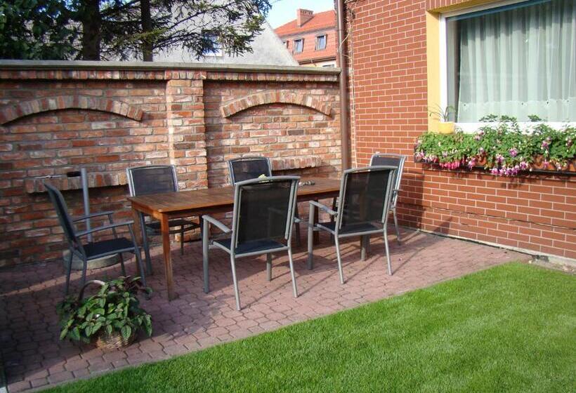 호텔 Dom Atalia Wynajem Pokoi