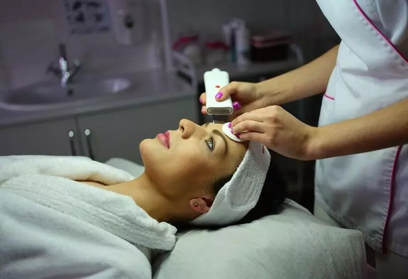 호텔 Europa Starachowice