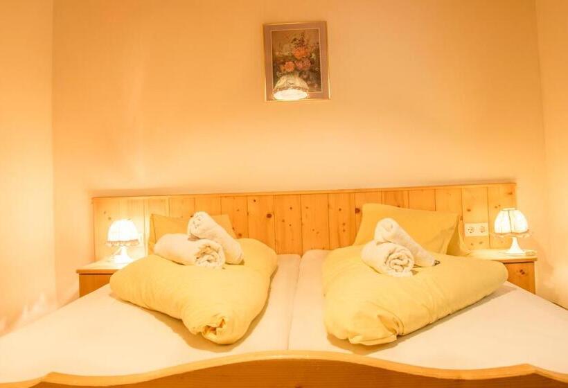 בית מלון כפרי Gell