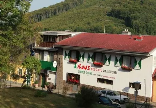 Aamiaismajoitus (B&B) Haus Feuchtl Pension