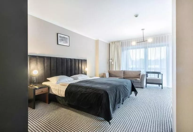 בית מלון כפרי Leda Spa   Adults Only