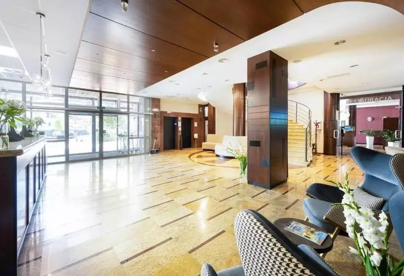 בית מלון כפרי Leda Spa   Adults Only