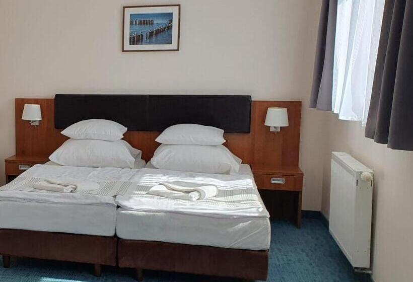 בית מלון כפרי Maximus Spa