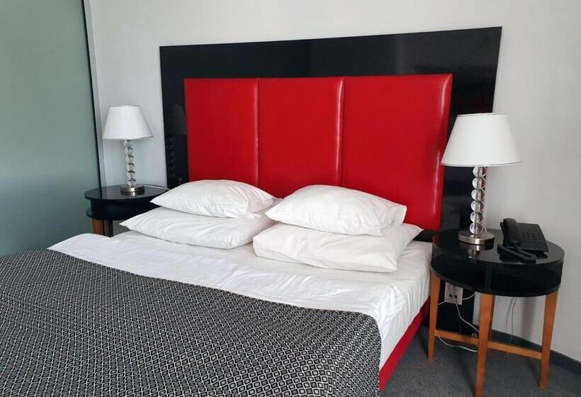 בית מלון כפרי Maximus Spa