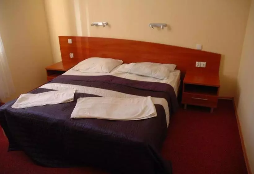 فندق Okulski Grand Rozewie