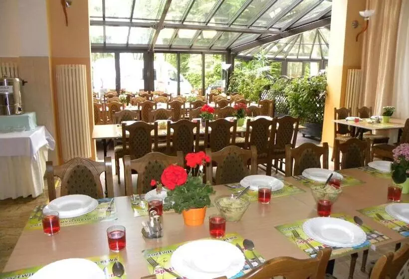 فندق Okulski Grand Rozewie