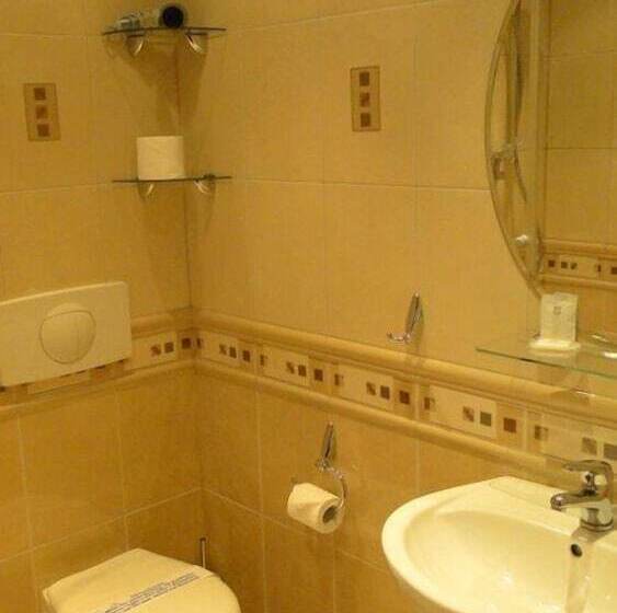 Отель Pałac Wiśniewski