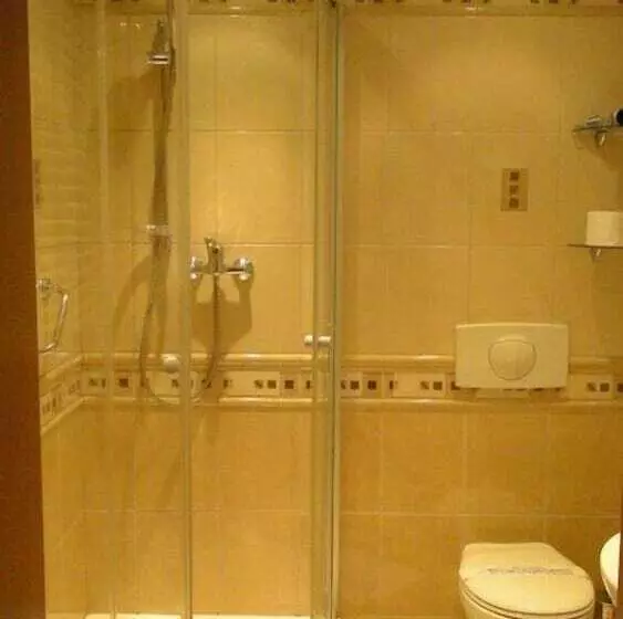 Hotelli Pałac Wiśniewski