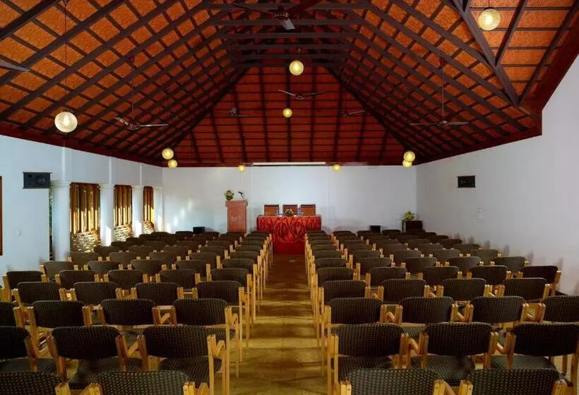 酒店 Elephant Court Thekkady